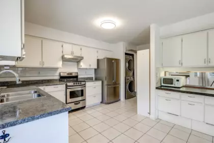 Kitchen Island Photo of 5367 Hazel Court, Delta, BC