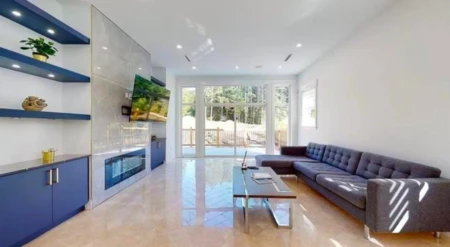 Family Room Photo of 2 1102 Largo Road, Roberts Creek, BC
