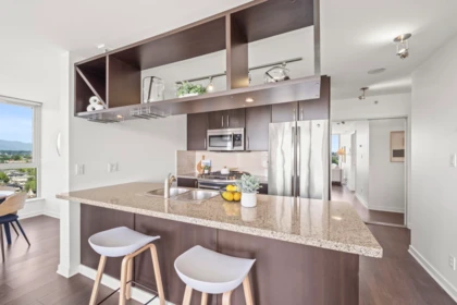 1601 5028 Kwantlen Street, Richmond, BC, Richmond — Apartment/Condo for sale