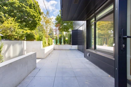 Hallway Photo of 103 6485 Manitoba Street, Vancouver, BC