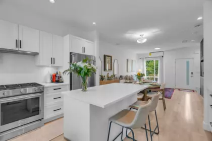 Breakfast Nook Photo of 42 16433 19 Avenue, White Rock, BC