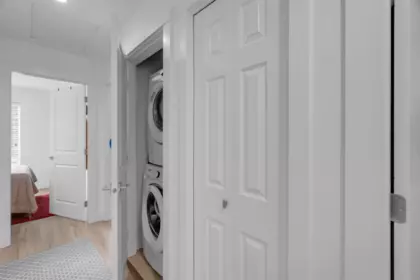 Laundry Room Photo of 42 16433 19 Avenue, White Rock, BC