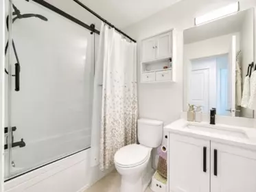 Mudroom Photo of 42 16433 19 Avenue, White Rock, BC