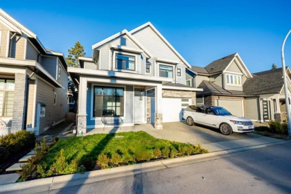 17825 Barnston Drive, Surrey, BC, Surrey — Single Family Residence for sale