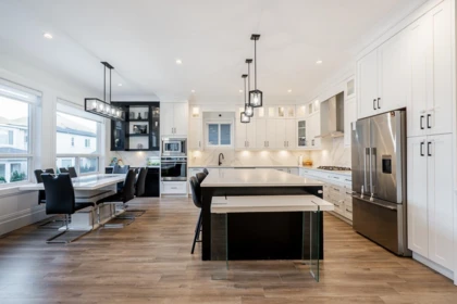 17825 Barnston Drive, Surrey, BC, Surrey — Single Family Residence for sale