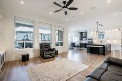 17825 Barnston Drive, Surrey, BC, Surrey — Single Family Residence for sale