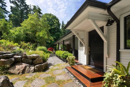 822 Captains Way, Bowen Island, BC, Bowen Island — Single Family Residence for sale