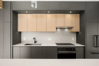 Kitchen Island Photo of 310 310 Salter Street, New Westminster, BC