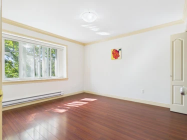 Breakfast Nook Photo of 7010 Griffiths Avenue, Burnaby, BC