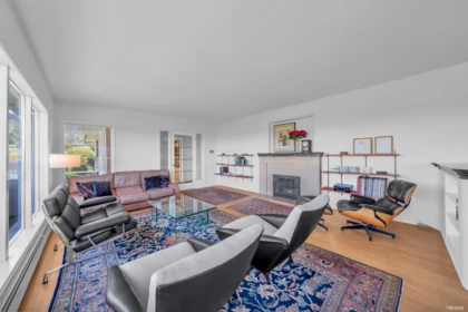 Breakfast Nook Photo of 870 Leyland Street, West Vancouver, BC