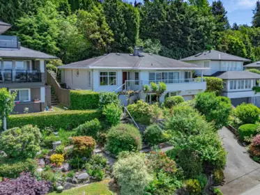 870 Leyland Street, West Vancouver, BC, West Vancouver — Single Family Residence for sale