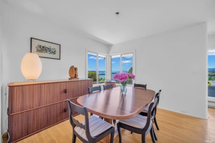 Primary Bedroom Photo of 870 Leyland Street, West Vancouver, BC