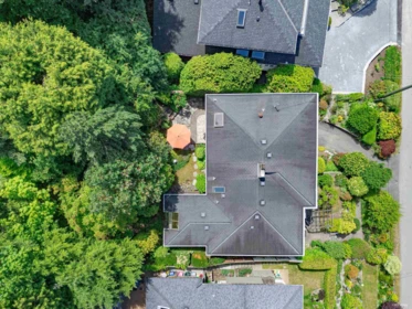 Swimming Pool Photo of 870 Leyland Street, West Vancouver, BC