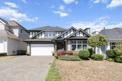 14711 75a Avenue, Surrey, BC, Surrey — Single Family Residence for sale