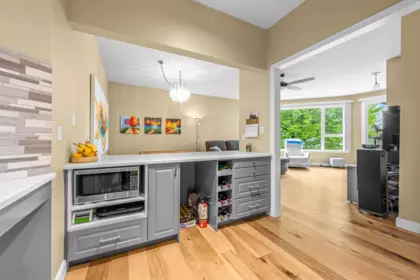 Kitchen Island Photo of 204 1150 Quayside Drive, New Westminster, BC