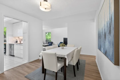 Breakfast Nook Photo of 201 2668 Ash Street, Vancouver, BC
