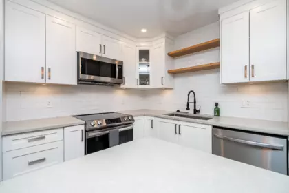 Kitchen Photo of 105 2968 Burlington Drive, Coquitlam, BC