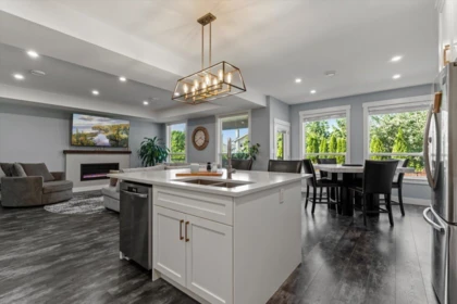 Kitchen Island Photo of 45977 Lake Drive, Chilliwack, BC