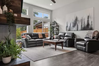 Kitchen Photo of 47214 Swallow Place, Chilliwack, BC