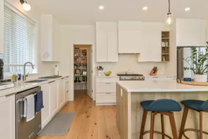 Breakfast Nook Photo of 27726 Roundhouse Drive, Abbotsford, BC