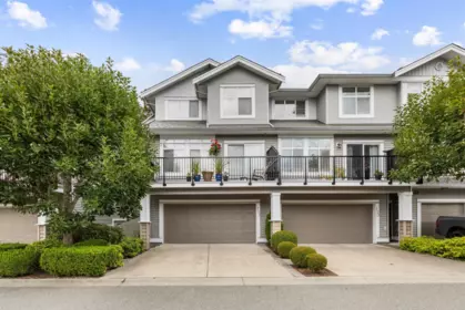 121 20449 66 Avenue, Langley, BC, Langley — Townhouse for sale