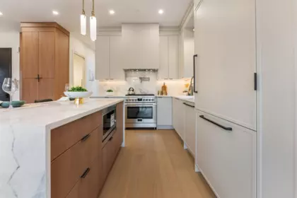 Breakfast Nook Photo of 2 2256 E Pender Street Street, Vancouver, BC
