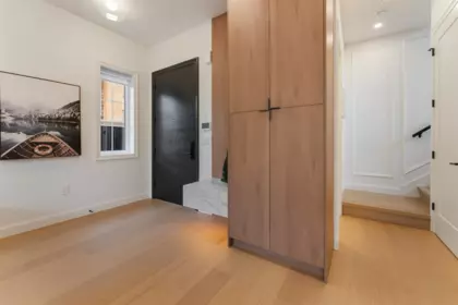 Kitchen Photo of 2 2256 E Pender Street Street, Vancouver, BC