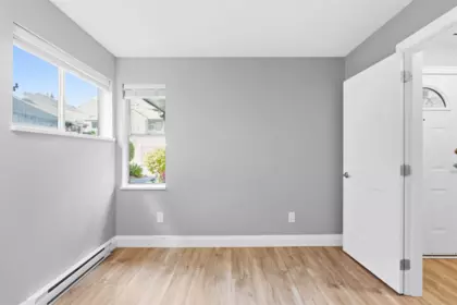 Dining Area Photo of 8 19160 119 Avenue, Pitt Meadows, BC