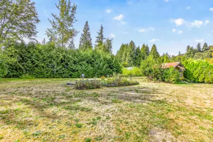 Backyard Photo of 28684 98 Avenue, Maple Ridge, BC