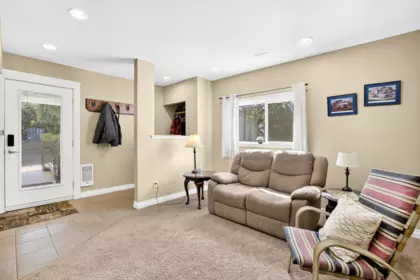 Basement Recreation Room Photo of 28684 98 Avenue, Maple Ridge, BC