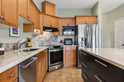 Walk-In Closet Photo of 71 8590 Sunrise Drive, Chilliwack, BC