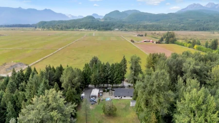 22288 136 Avenue, Maple Ridge, BC, Maple Ridge — Single Family Residence for sale
