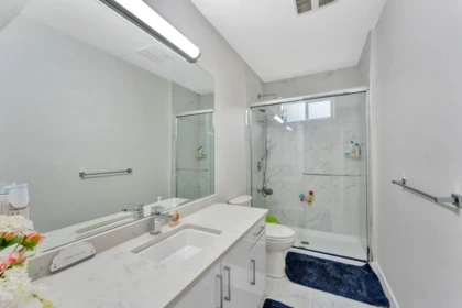 Hallway Photo of 22288 136 Avenue, Maple Ridge, BC