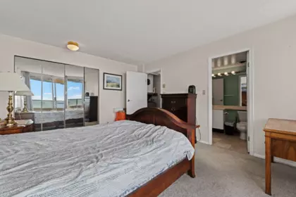 Bedroom 2 Photo of 1502 2203 Bellevue Avenue, West Vancouver, BC