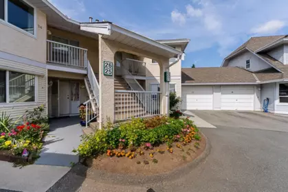 Family Room Photo of 26 2475 Emerson Street, Abbotsford, BC