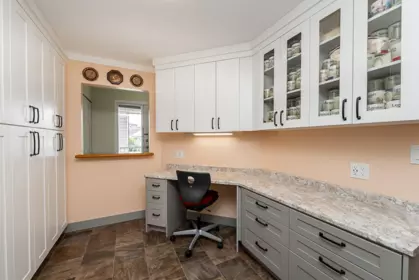 Kitchen Island Photo of 26 2475 Emerson Street, Abbotsford, BC