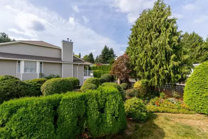 Swimming Pool Photo of 26 2475 Emerson Street, Abbotsford, BC