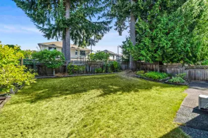 Breakfast Nook Photo of 6012 124 Street, Surrey, BC
