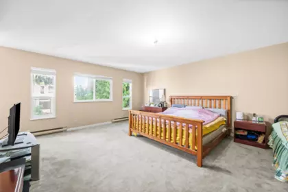Hallway Photo of 6012 124 Street, Surrey, BC