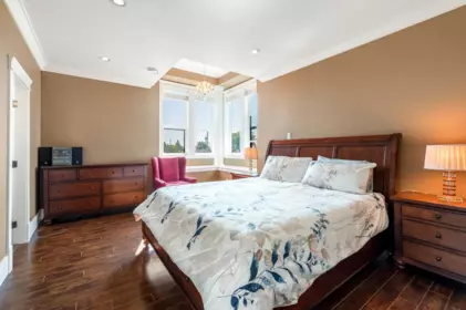 Breakfast Nook Photo of 7188 Gray Avenue, Burnaby, BC