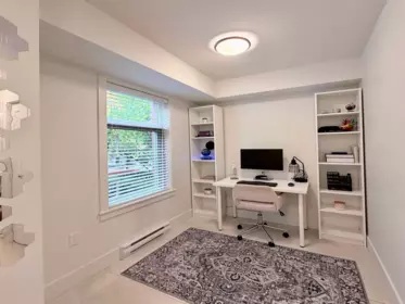Kitchen Photo of 8 9718 161a Street, Surrey, BC