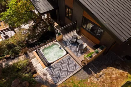 Garden / Landscaping Photo of 955 Windjammer Road, Bowen Island, BC