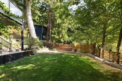 Outdoor Deck Photo of 955 Windjammer Road, Bowen Island, BC