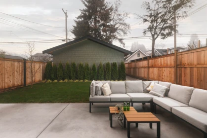 Basement Recreation Room Photo of 2 2755 W 11th Avenue, Vancouver, BC