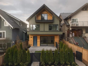 Entry Foyer Photo of 2 2755 W 11th Avenue, Vancouver, BC