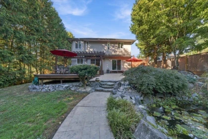 Staircase Photo of 24100 102 Avenue, Maple Ridge, BC