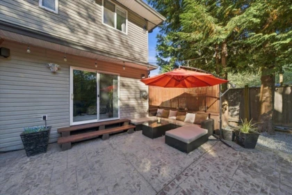 Swimming Pool Photo of 24100 102 Avenue, Maple Ridge, BC