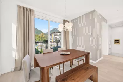 39667 Meadowbrook Place, Squamish, BC, Squamish — Townhouse for sale