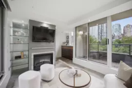 1182 Richards Street, Vancouver, BC