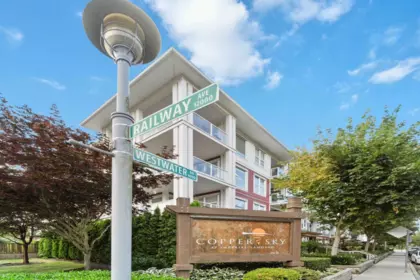 416 4600 Westwater Drive, Richmond, BC, Richmond — Apartment/Condo for sale